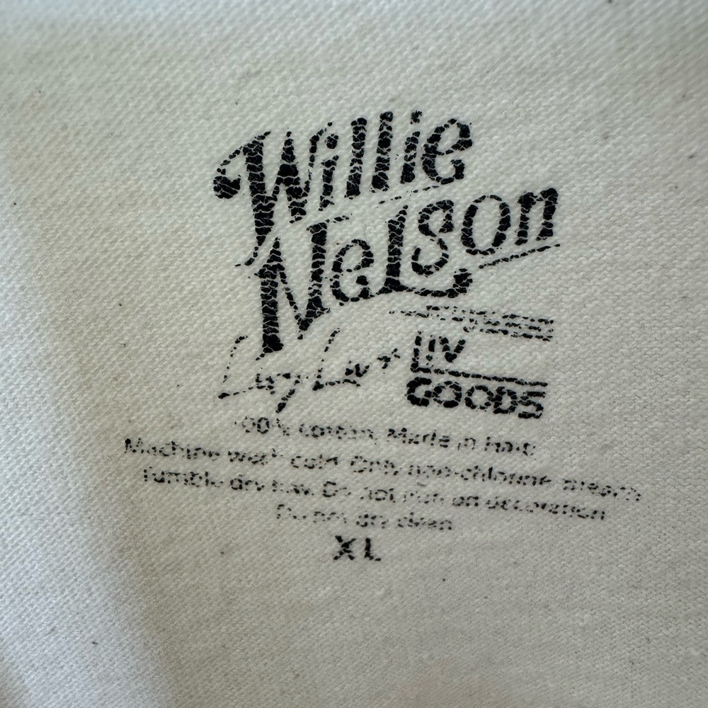 Willie Nelson Graphic Tee Tag - Black on Cream - Picture 3 of 3
